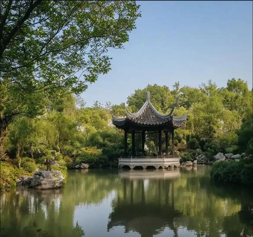 乐平罂粟餐饮有限公司